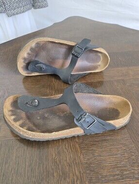 Birkenstock Women's Sandals Gizeh BS Size EU 39 US 8 - Black